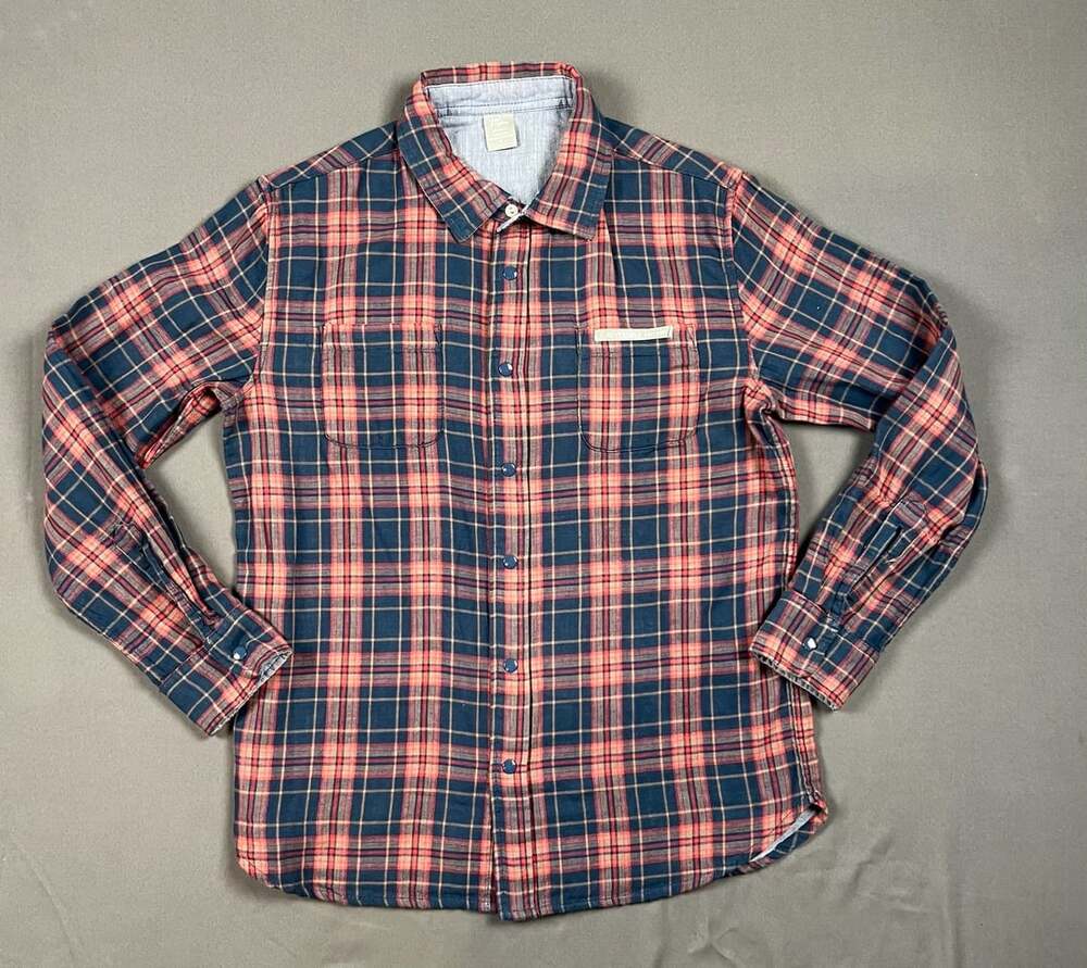rumi + ryder Plaid Reversible Shirt Size L Red Blue Long Sleeve Button Up
